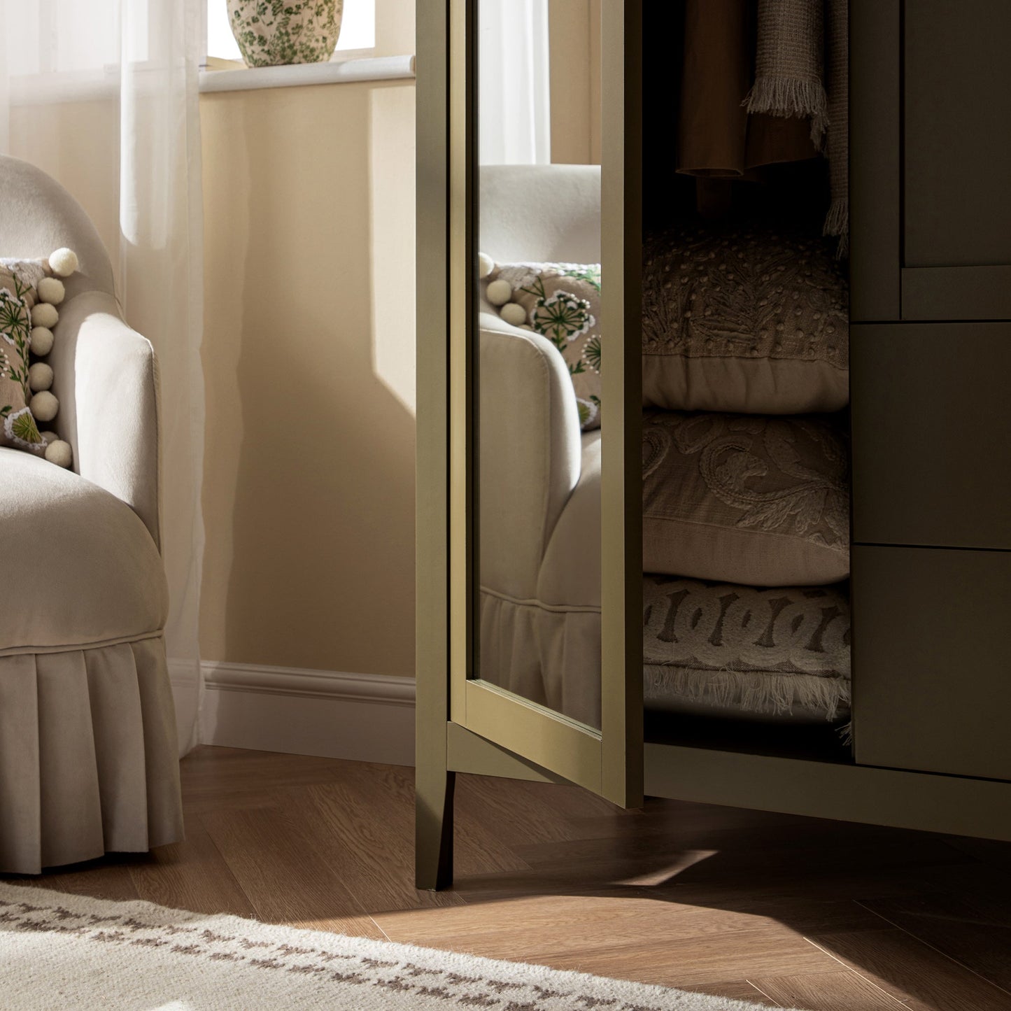 Armoire double à miroirs Oakham, Olive Grove
