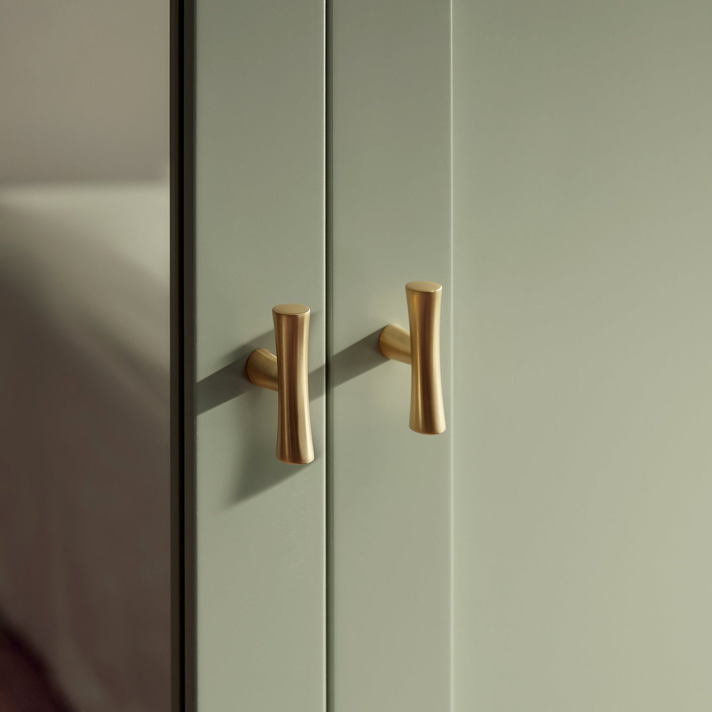 Armoire double miroir Oakham, sauge du désert