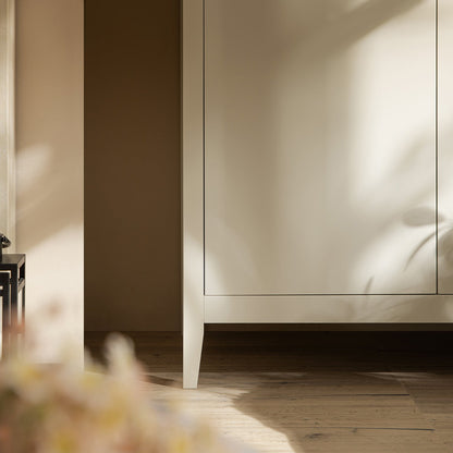Placard triple Oakham, blanc ombragé