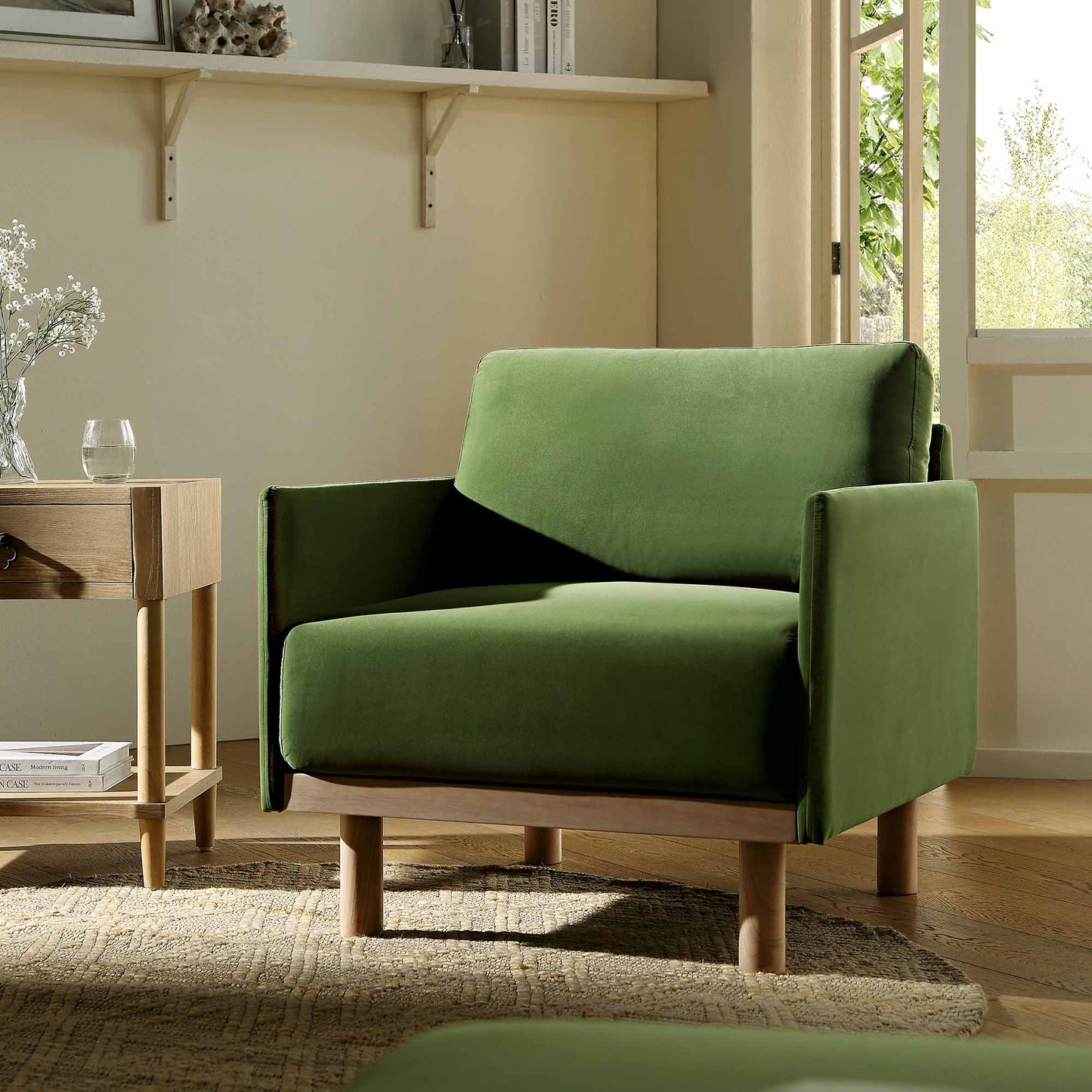 Fauteuil en velours vert fougère Timber