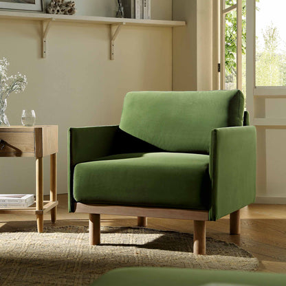 Fauteuil en velours vert fougère Timber