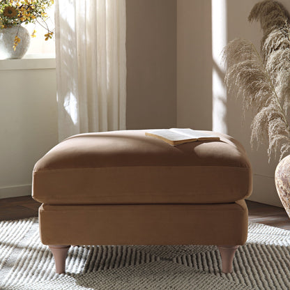 Canapé et repose-pieds en velours camel Daphnis