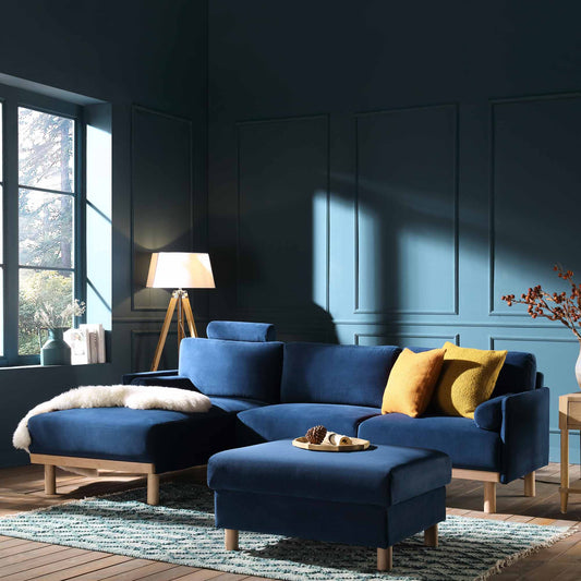 Canapé en velours bleu marine Timber, grand canapé méridienne 3 places orienté à gauche