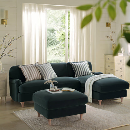 Canapé Daphnis en velours bleu égéen, grande chaise longue orientée à droite