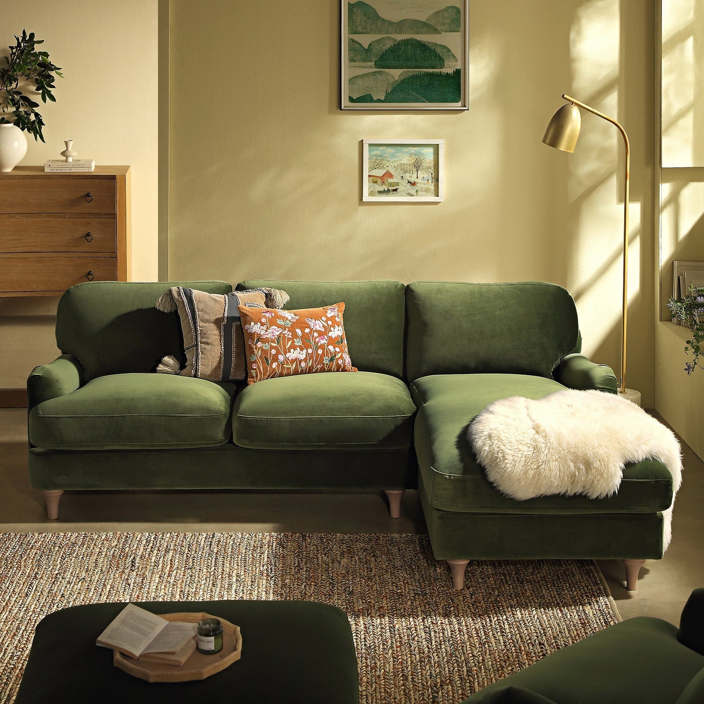 Canapé en velours vert Daphnis Fern, Grande Chaise Longue orientée à droite