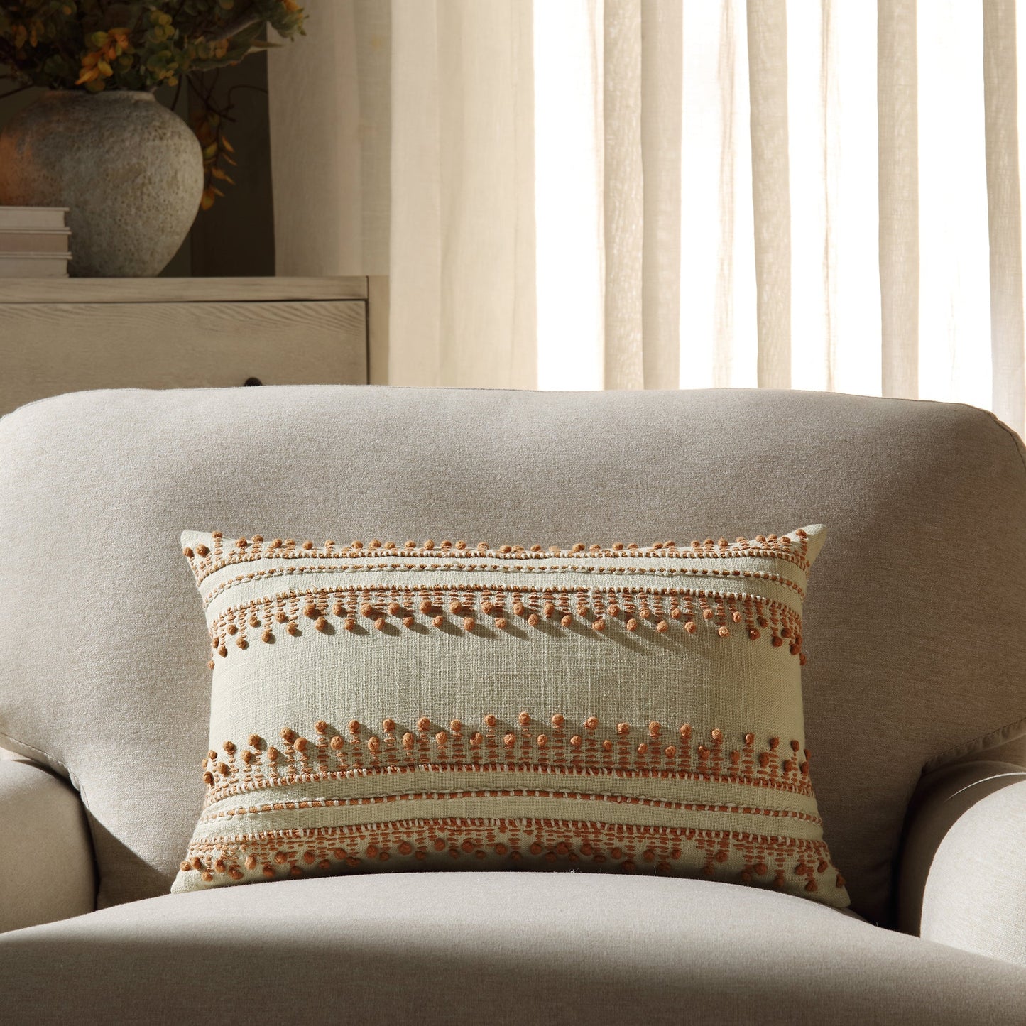 Coussin à nœud français de la collection Aubrey