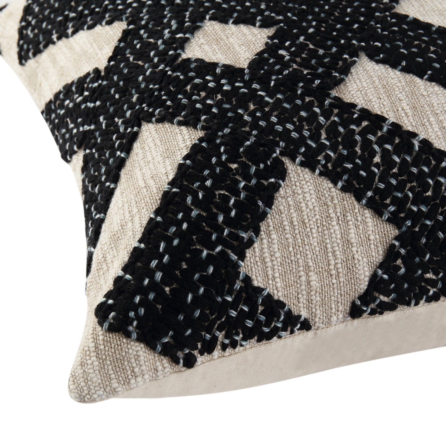 Coussin géométrique brodé monochrome Baja