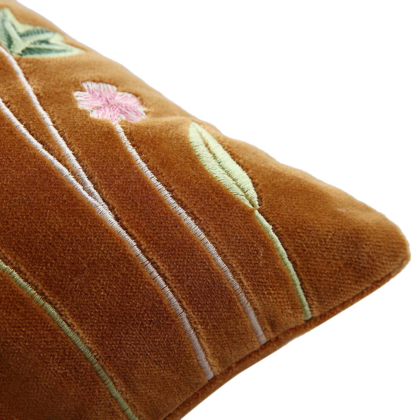 Coussin brodé à la main en velours abricot de la collection Botanica