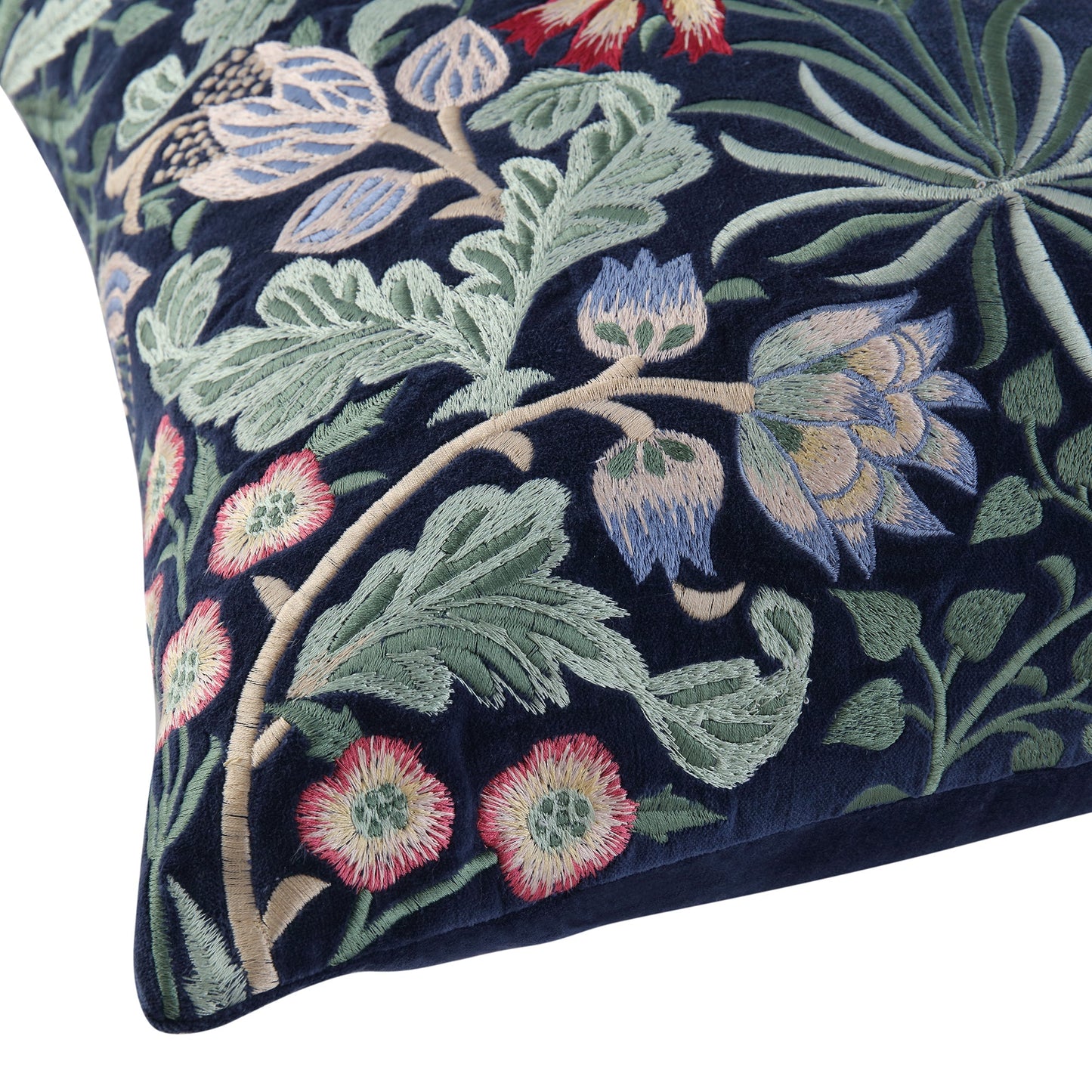 Coussin brodé à la main en velours bleu nuit de la collection Botanica
