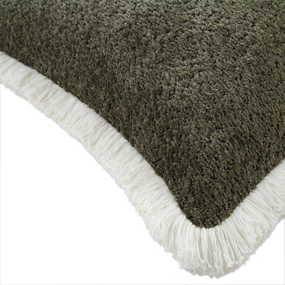 Coussin à franges en bouclé vert forêt Kyra
