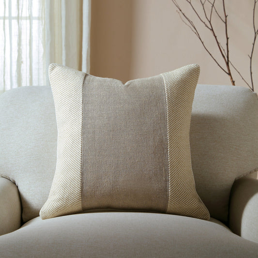 Coussin patchwork en coton de la collection Bronte