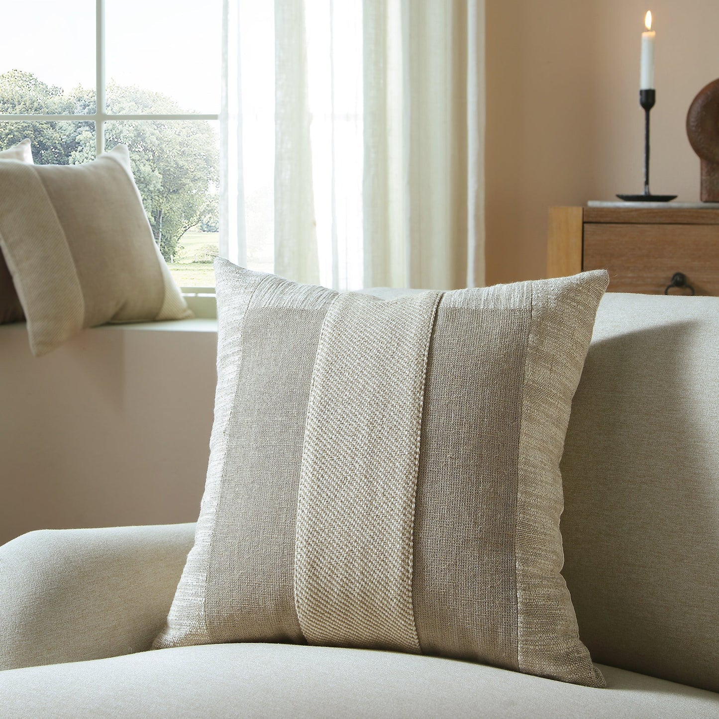 Coussin patchwork en soie flammée de la collection Bronte