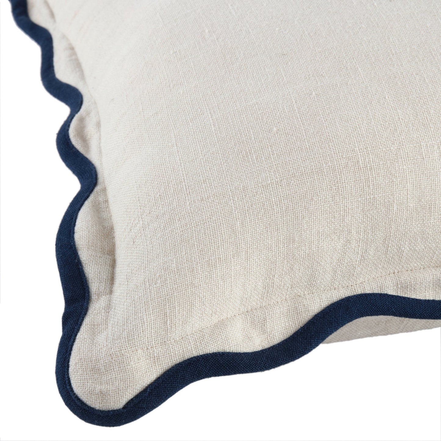 Coussin carré festonné bleu de Prusse en lin Evie