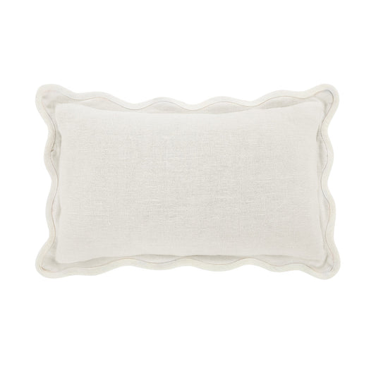 Oreiller rectangulaire festonné blanc en poudre de lin Evie