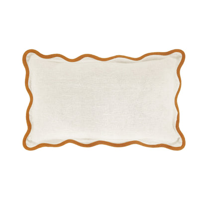 Coussin rectangulaire festonné Evie Linen Butterscotch