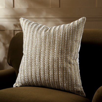 Coussin en velours perlé à la main Jasmine de la collection Luxe