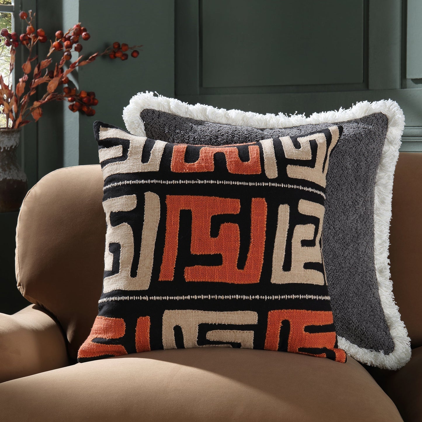 Oreiller appliqué en terre cuite brûlée Javari