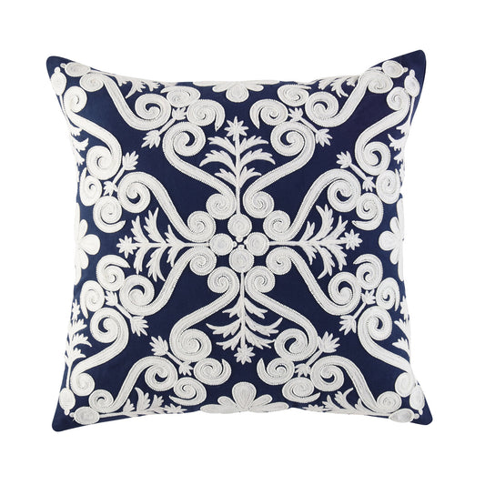 Coussin tourbillon brodé à la main Lucia de la collection Indigo