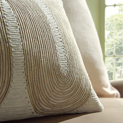 Coussin en velours côtelé scintillant Odilla de la collection Luxe