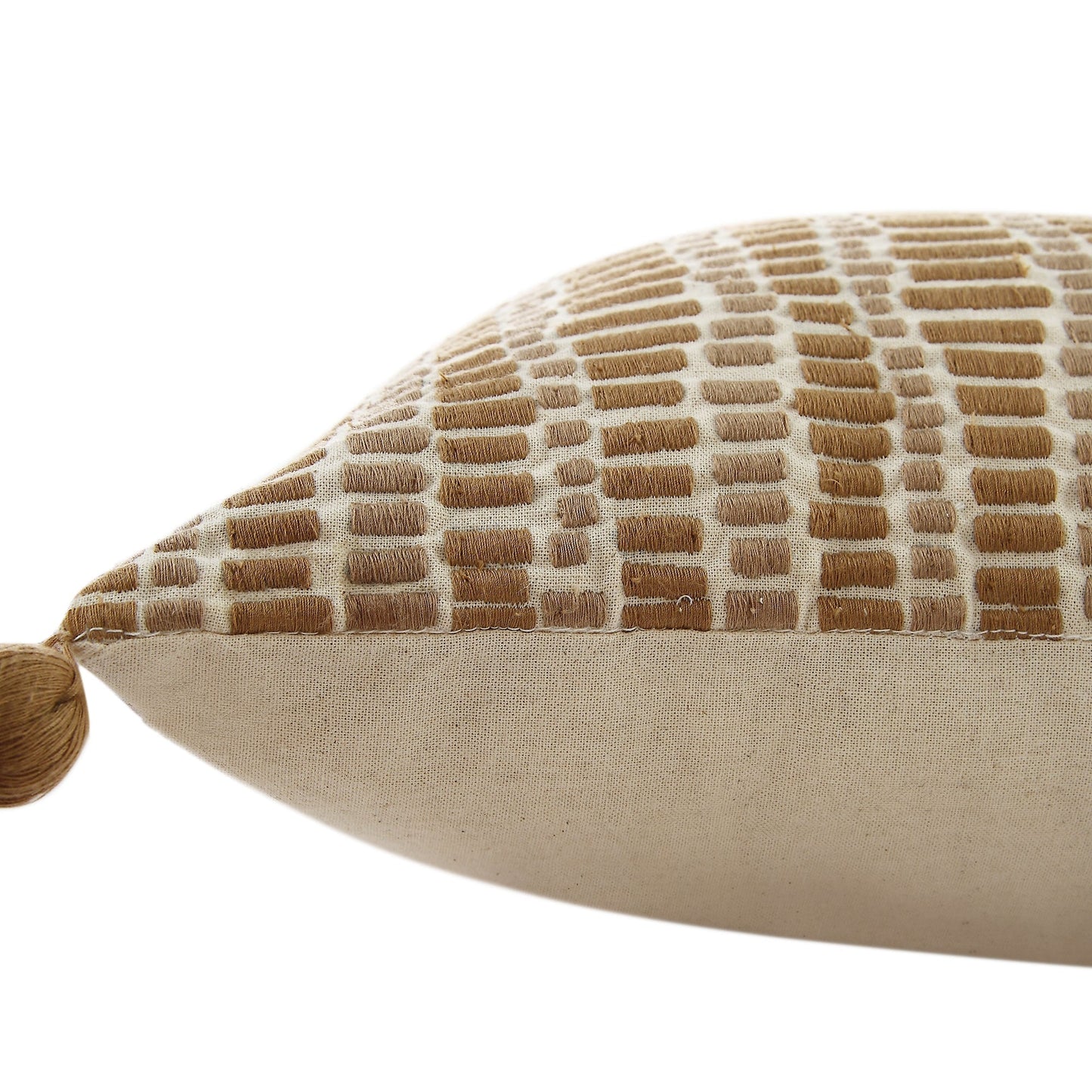 Coussin Maya en satin cousu de la collection Boho