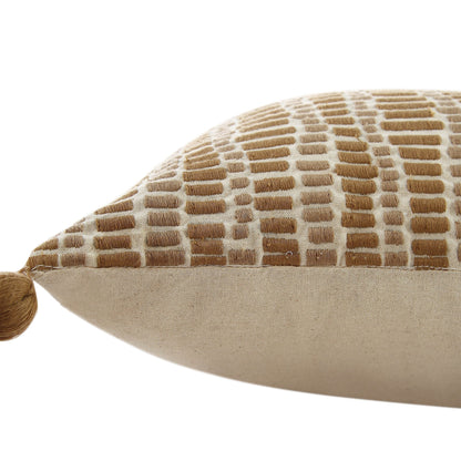 Coussin Maya en satin cousu de la collection Boho