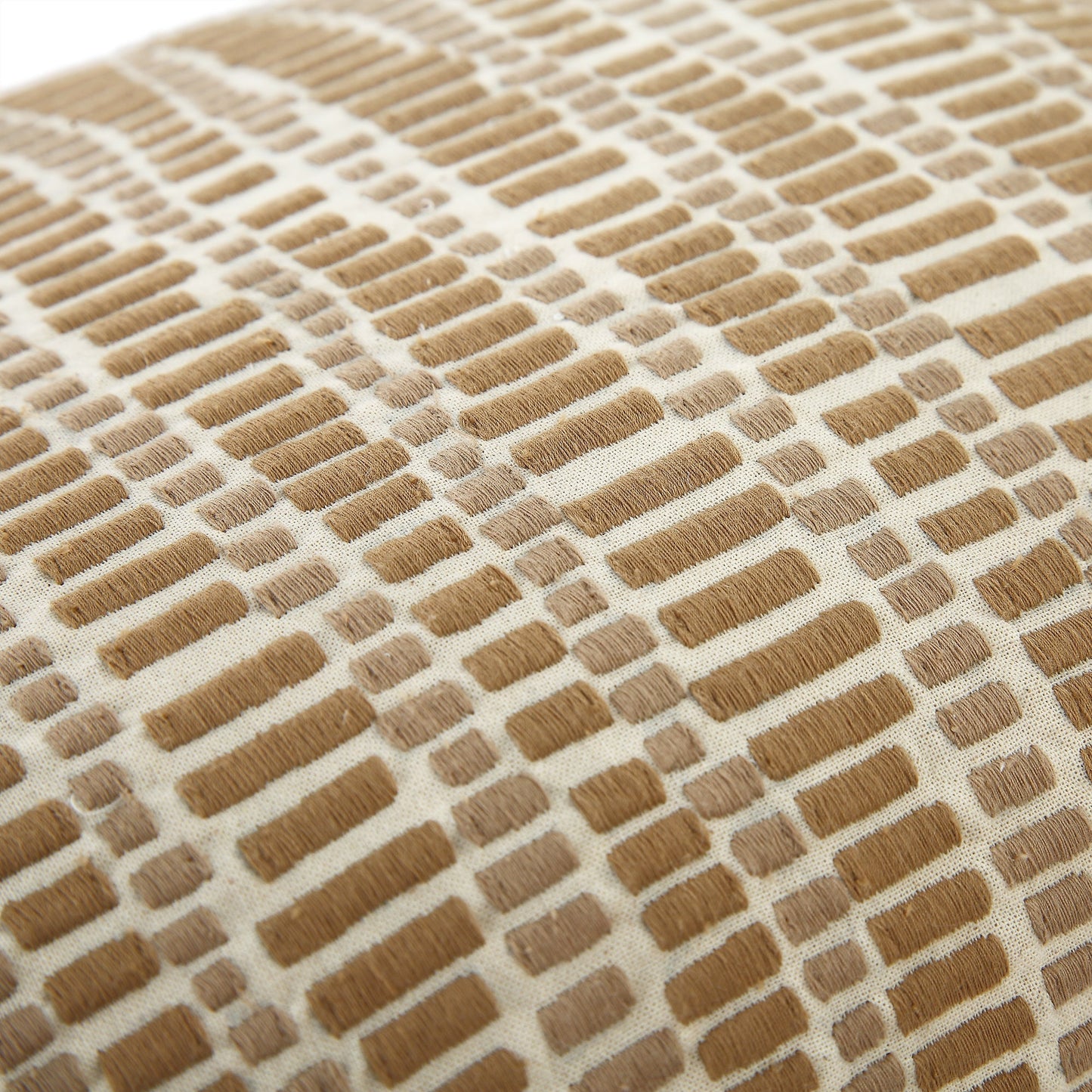 Coussin Maya en satin cousu de la collection Boho