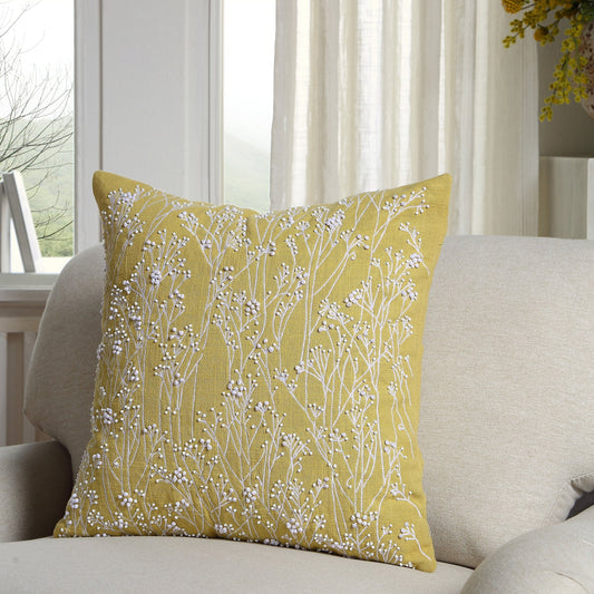 Coussin jaune maïs brodé et perlé à la main
