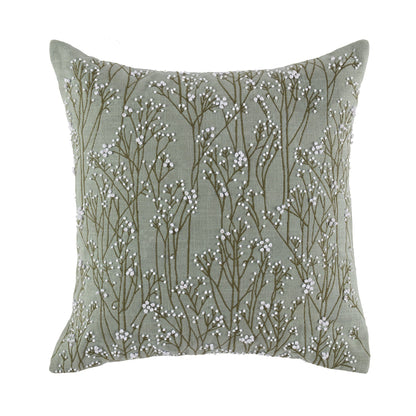 Coussin vert sauge brodé et perlé à la main Meadow