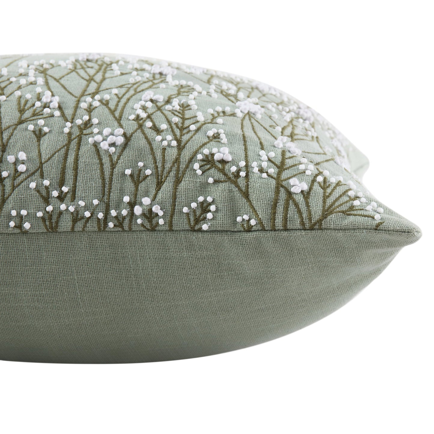 Coussin vert sauge brodé et perlé à la main Meadow