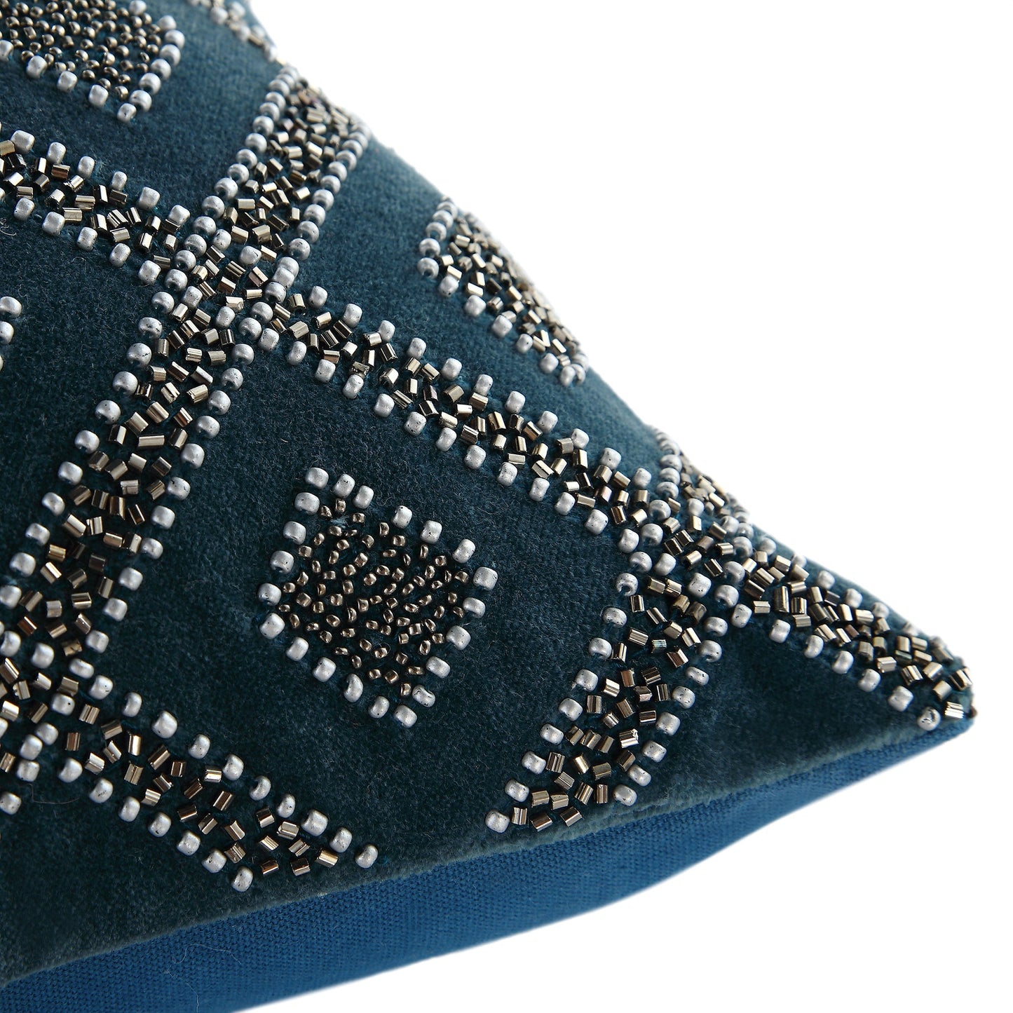 Oreiller en velours de coton bleu sarcelle à perles Ottavia de la collection Luxe