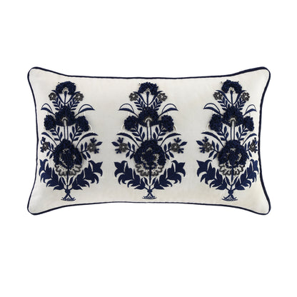 Coussin rectangulaire floral Saphira de la collection Indigo