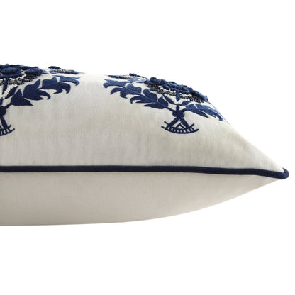 Coussin rectangulaire floral Saphira de la collection Indigo