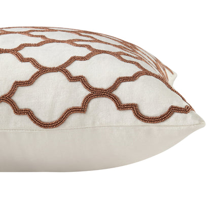 Coussin en treillis perlé à la main de la collection Luxe