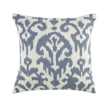 Coussin brodé à la main bleu poussiéreux de la collection Ikat