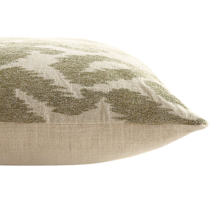 Coussin brodé à la main vert sauge de la collection Ikat