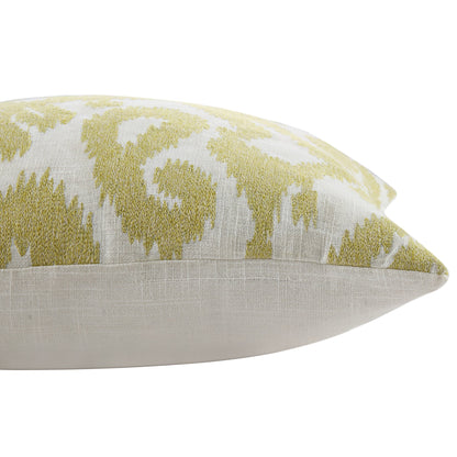Coussin brodé à la main jaune maïs de la collection Ikat