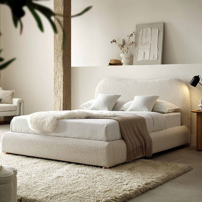 Lit coffre ottoman beige avec tête de lit incurvée Egerie