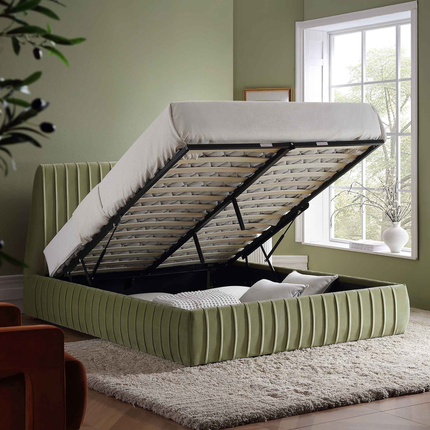 Lit de rangement ottoman plissé Helia, velours lichen