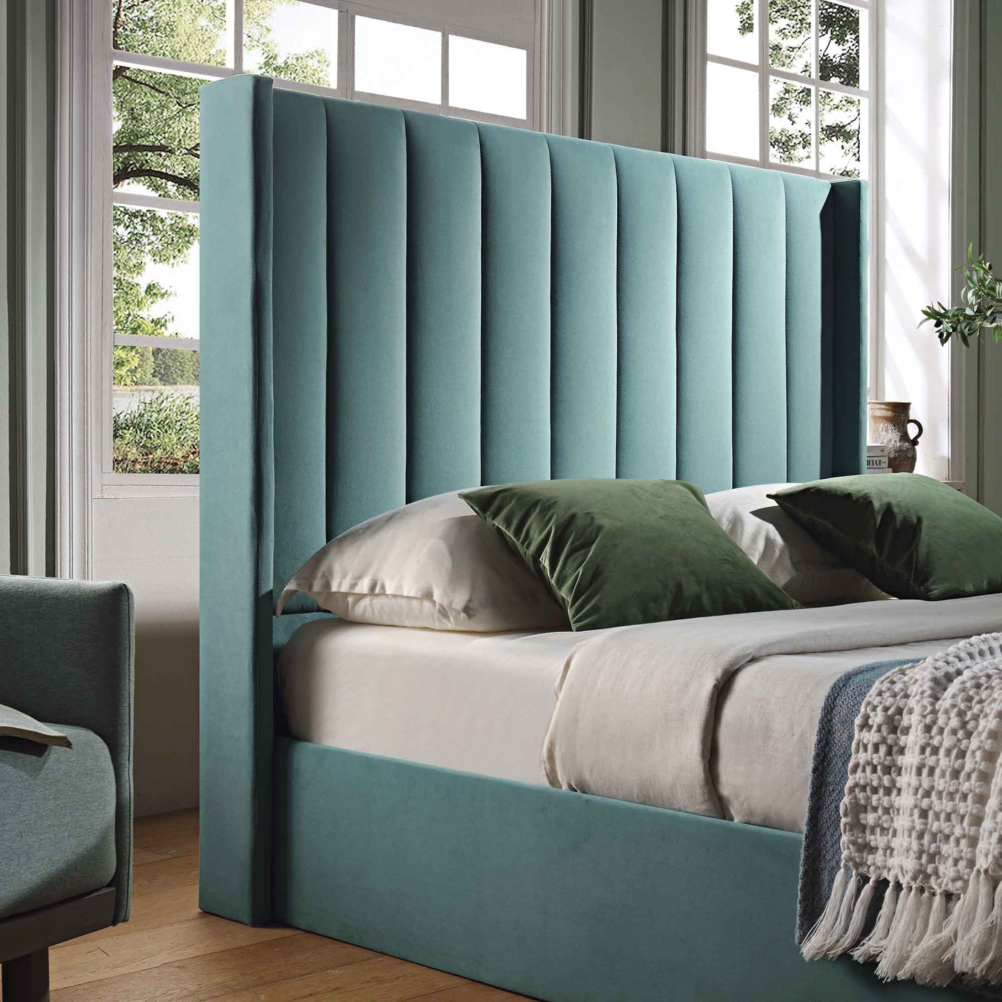 Lit de rangement ottoman en velours bleu écume de mer Wilton