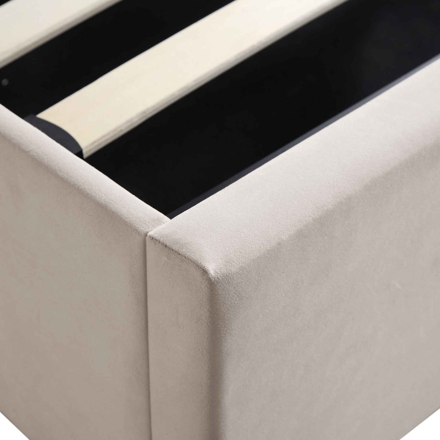Lit de rangement ottoman en velours champagne Wilton