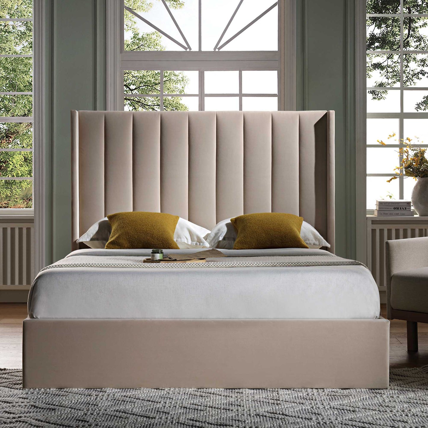 Lit de rangement ottoman en velours champagne Wilton