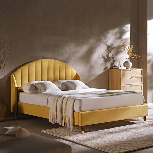 Cadre de lit rembourré en tissu jaune tournesol Eleanor avec tête de lit bombée