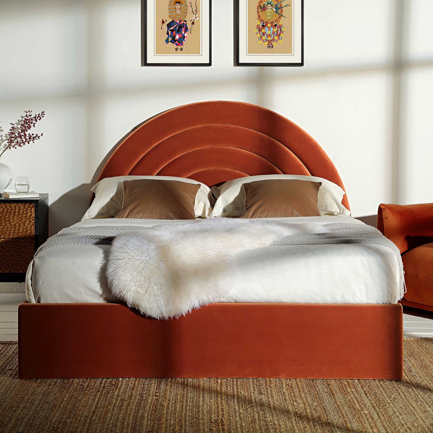 Lit coffre ottoman en velours rouille Archer