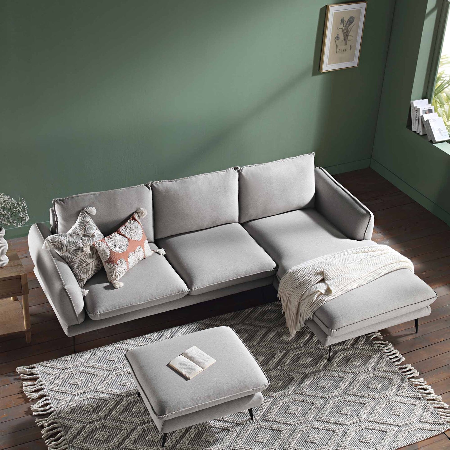 Tapis en laine tissé à la main Avanti gris clair et crème à pompons en losanges