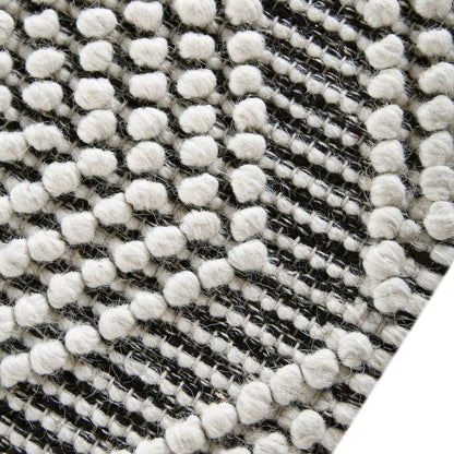 Tapis en laine à pompons diamantés sel et poivre tissé à la main Avanti