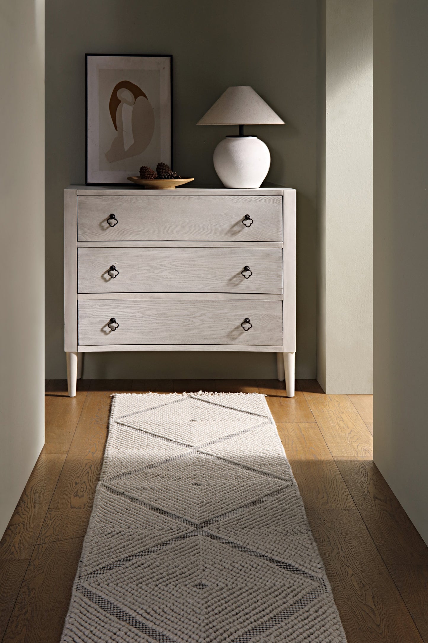 Tapis de couloir en laine à pompons diamantés sel et poivre tissé à la main Avanti