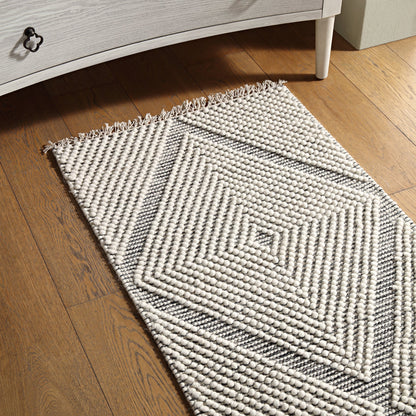 Tapis de couloir en laine à pompons diamantés sel et poivre tissé à la main Avanti