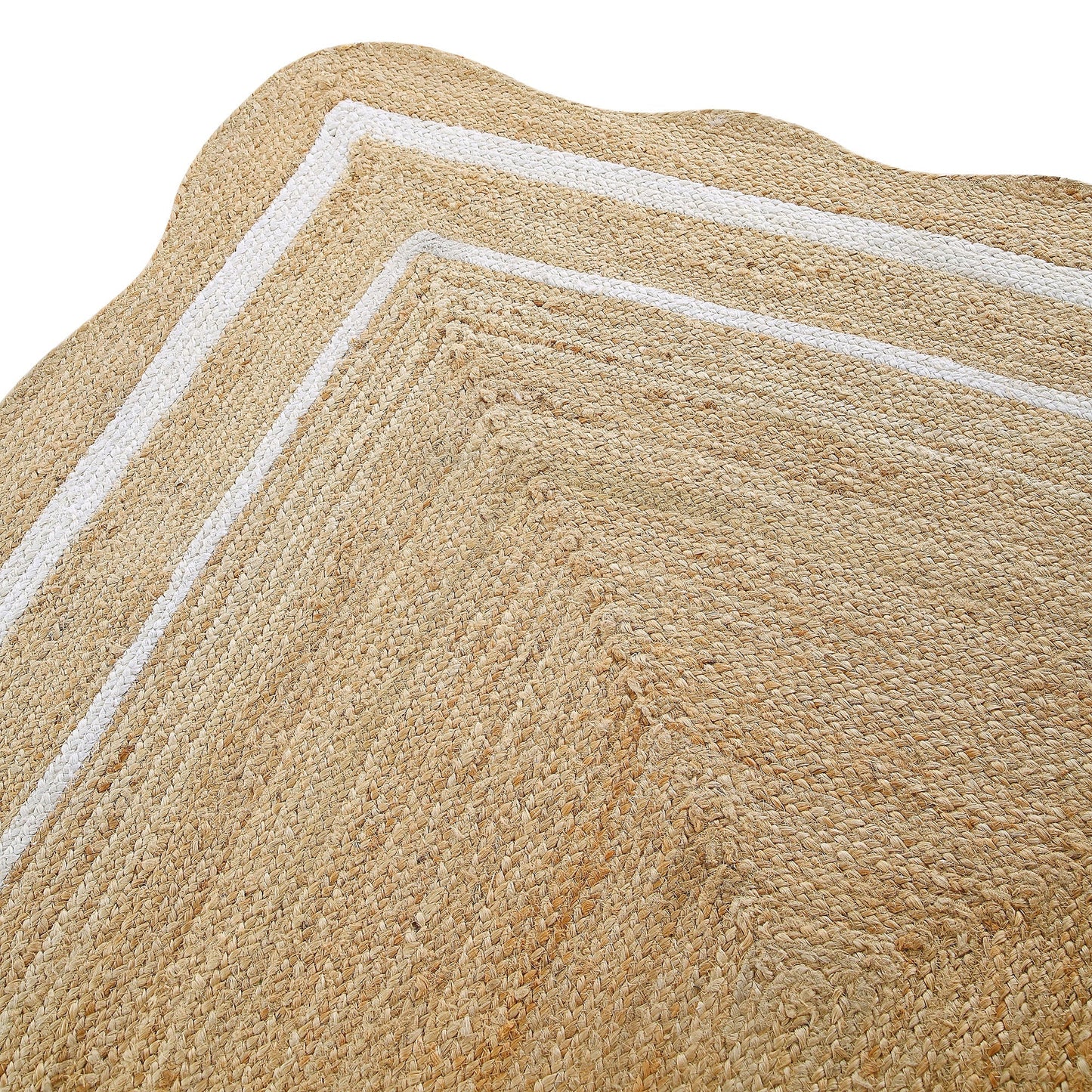 Tapis rectangulaire festonné en jute tressé à la main Evie