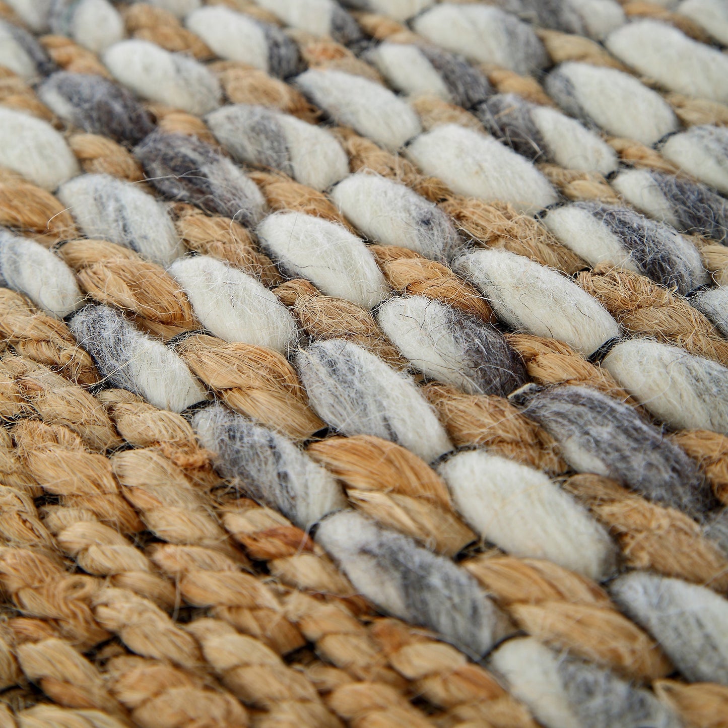 Tapis tressé à la main en laine et jute panachées du Kerala