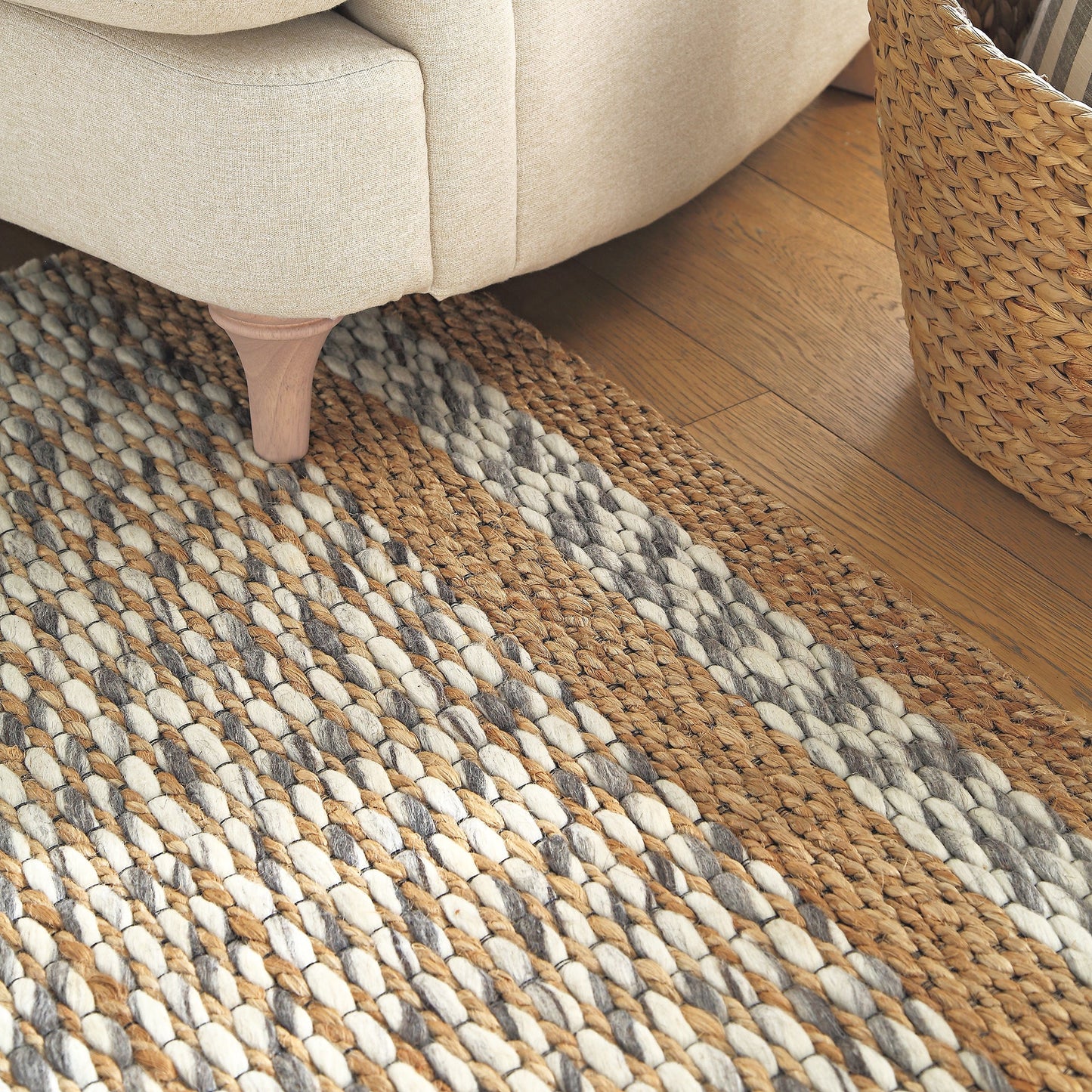 Tapis tressé à la main en laine et jute panachées du Kerala